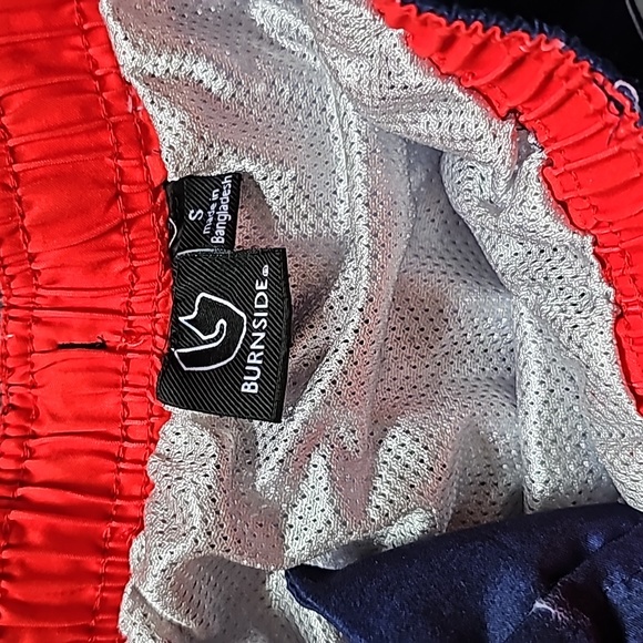 STUNNING BURNSIDE NAVY SWIM TRUNKS - Picture 4 of 10